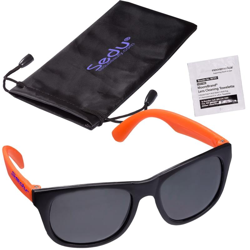 Matte Sunglasses & Lens Cleaning Wipe in a Pouch